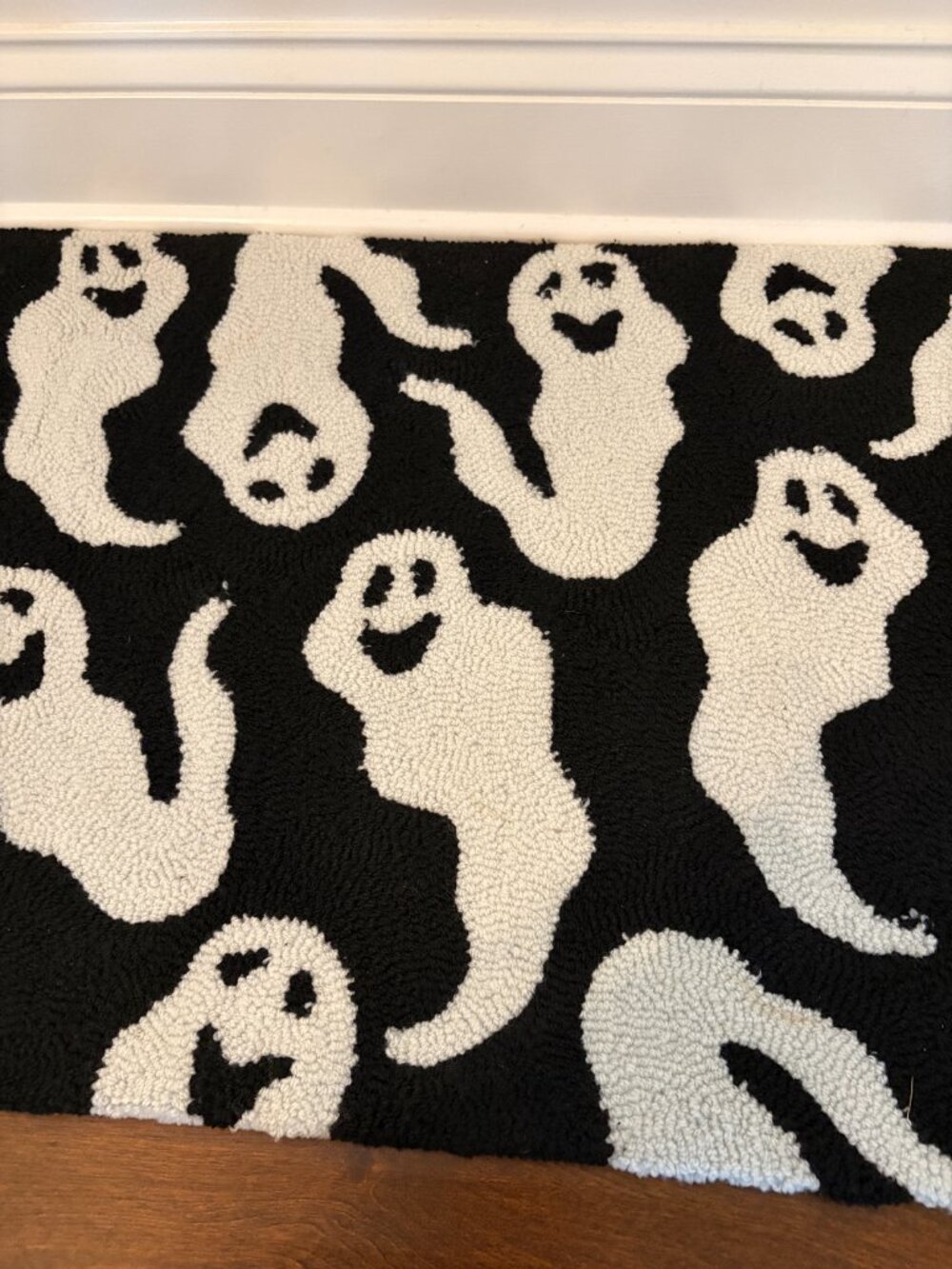 Loloi Ghost Rug - Picture 2 of 3
